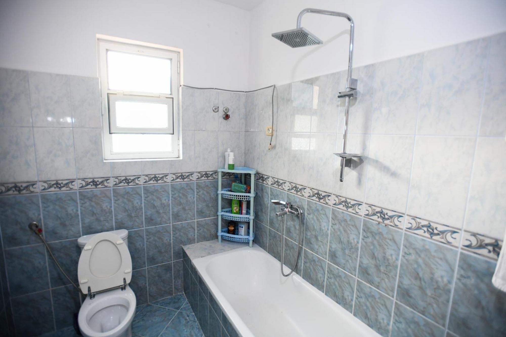 Apartment Darlin Берат Екстериор снимка